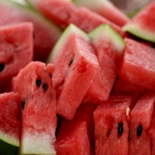 5 Cooling Foods to Cool the Body Naturally with Ayurveda