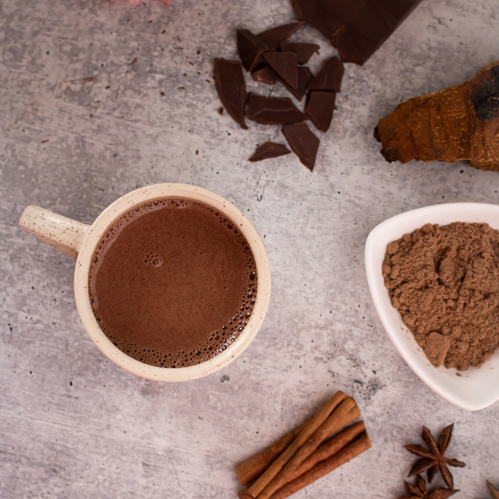 Cacao Chaga Bliss Latte in use