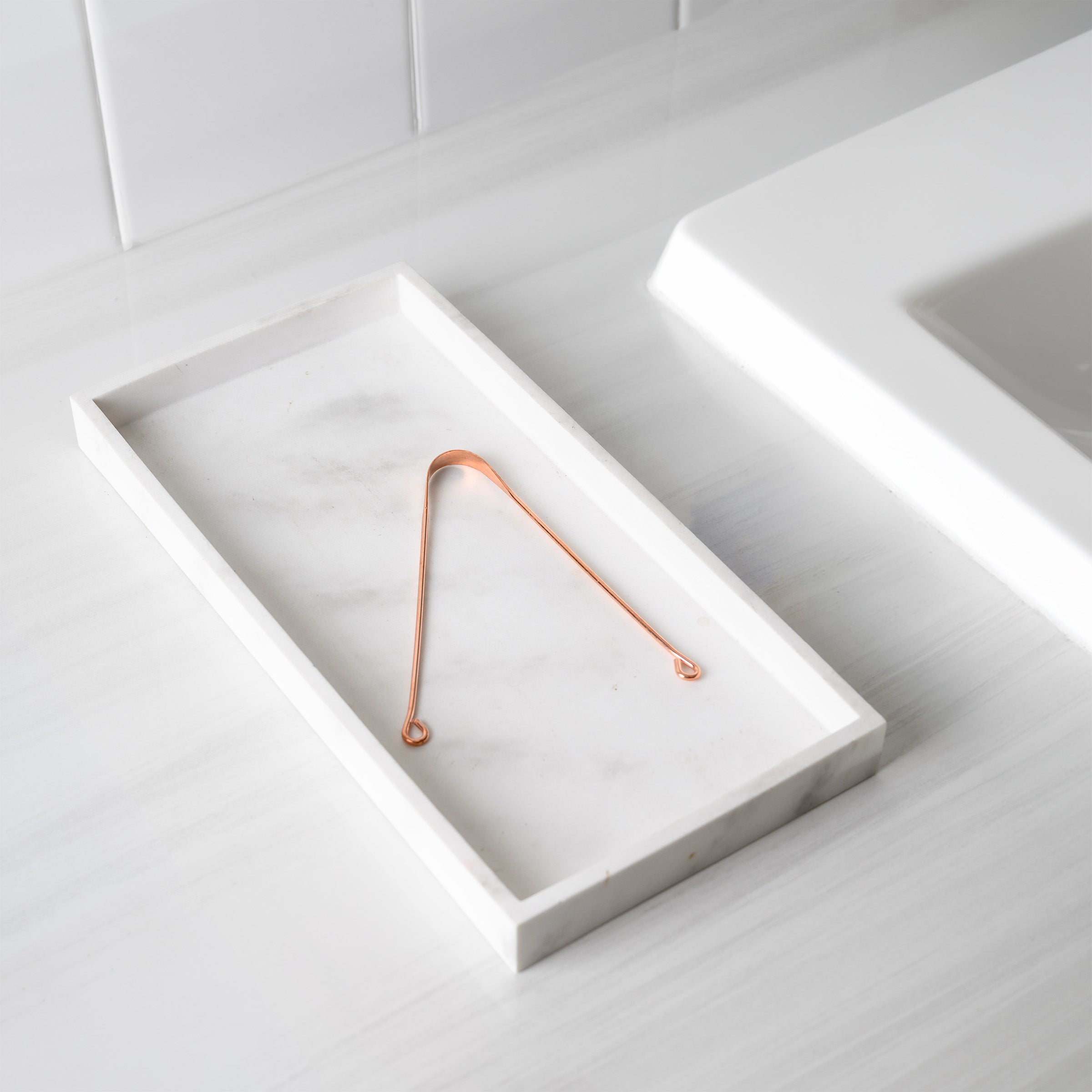 Tongue-scraper-stylized