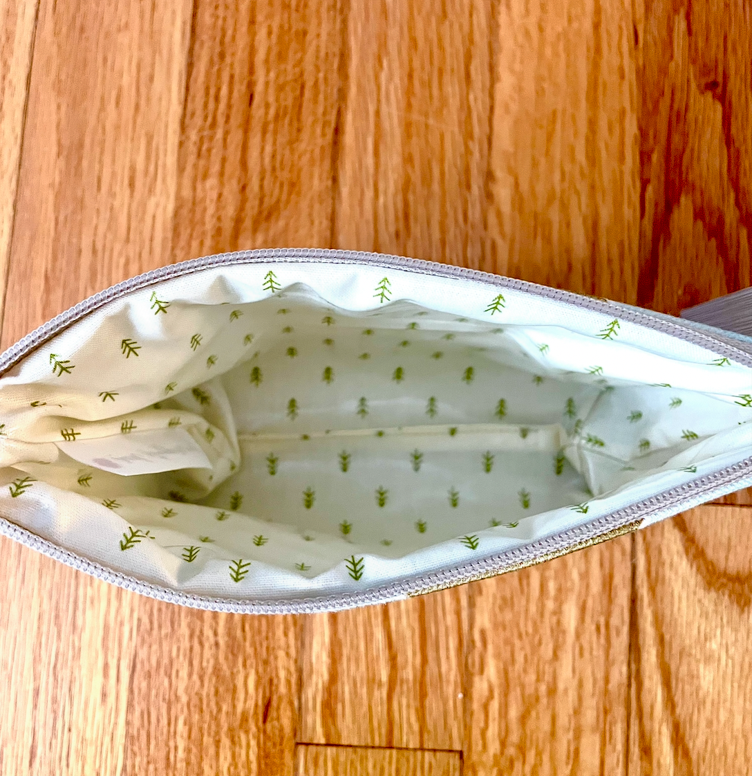 Green Poppy Clutch Farmtrue | Berkshires